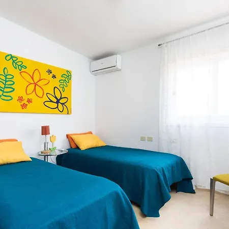 Villa Casa Ajabo With Heateable Pool *