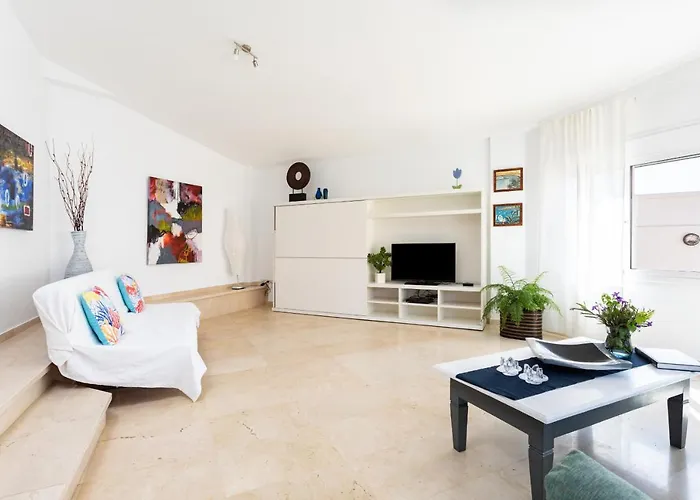 Villa Casa Ajabo With Heateable Pool *